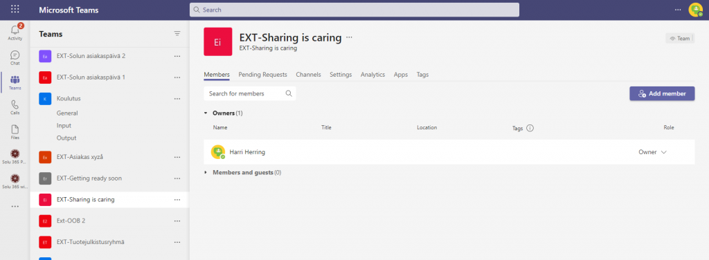 See which apps are running on the channels on one of the tabs